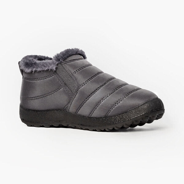 Stijlvolle WarmStep unisex warme pantoffels; comfortabele antislip schoenen voor iedereen.
