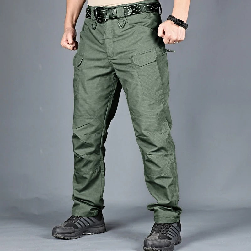 Waterdichte David heren outdoorbroek, ideaal voor wandelen en trekking. Duurzaam, comfortabel en functioneel.