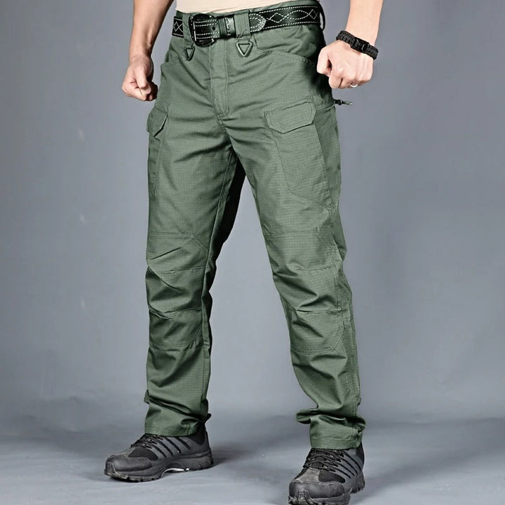 Waterdichte David heren outdoorbroek, ideaal voor wandelen en trekking. Duurzaam, comfortabel en functioneel.