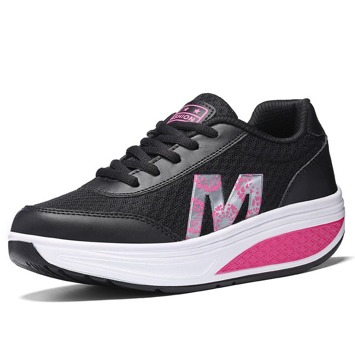 Lichtgewicht Wazia™ dames schoenen, ademend en comfortabel. Ideaal voor lange dagen en sportieve activiteiten.