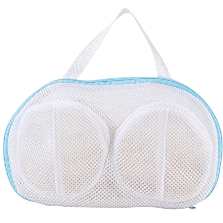 Witte BH waszak voor optimale bescherming van delicate lingerie, voorkomt vervorming in de wasmachine.