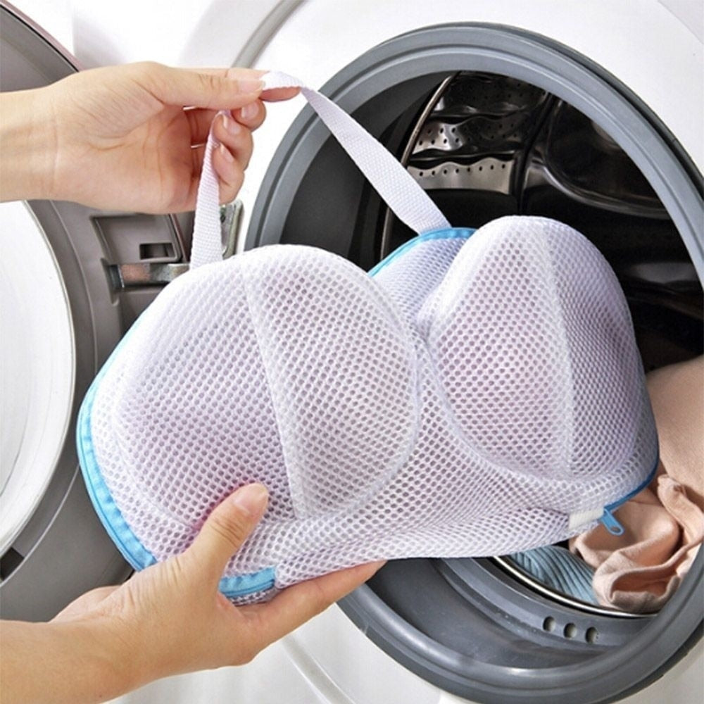 Lingerie bescherming: BH wasmachinezak met rits, speciaal voor bh's en delicate kleding in de was.