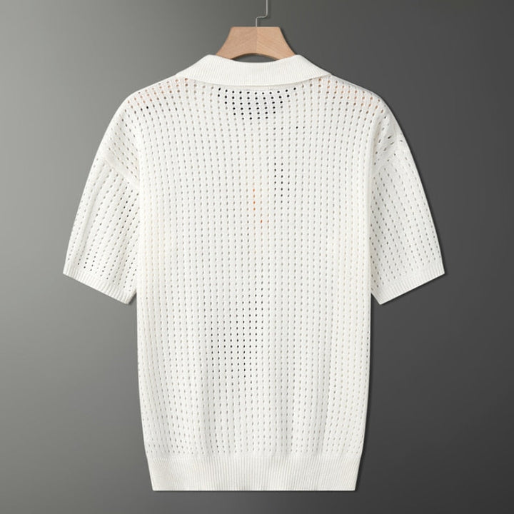 Comfortabele witte herenpolo met fijne, ademende knitstructuur. Stijlvol poloshirt Daan, ideaal voor casual zomerlooks.