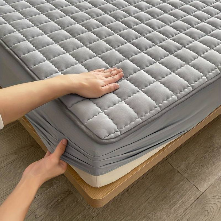 Onderhoudsvriendelijke matrashoes die je matras fris en hygiënisch houdt voor optimaal slaapcomfort.