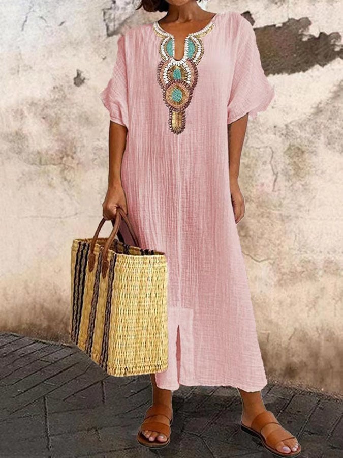 Zomerse Yasmin kaftan maxi-jurk, losvallend model met borduursel. Comfortabele en elegante damesjurk.
