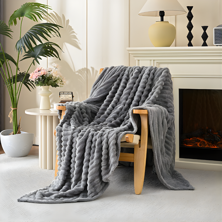 Zacht en warm dubbelzijdig nep bont deken. Comfortabel pluche plaid, ideaal voor woon- en slaapkamer. Machinewasbaar.
