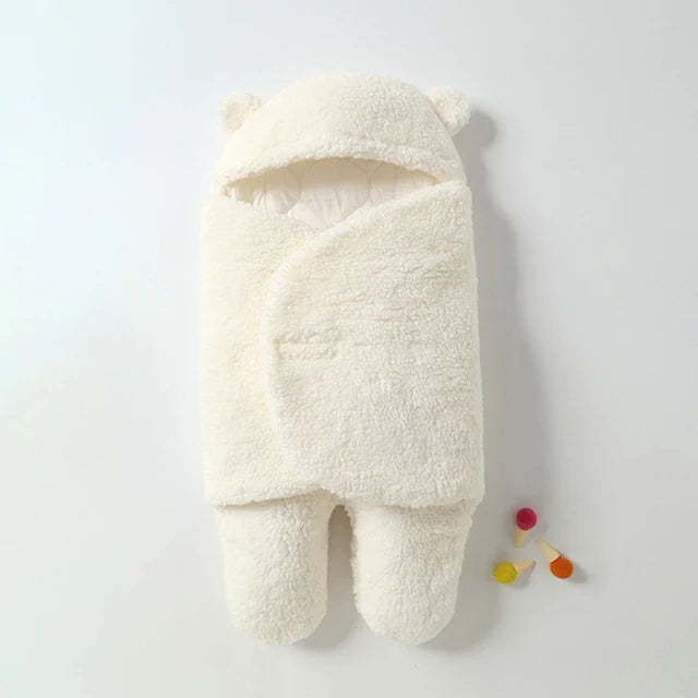 "Zachte babydeken met knusse textuur, perfect voor koude dagen, ultrazacht en veilig voor baby's comfort."