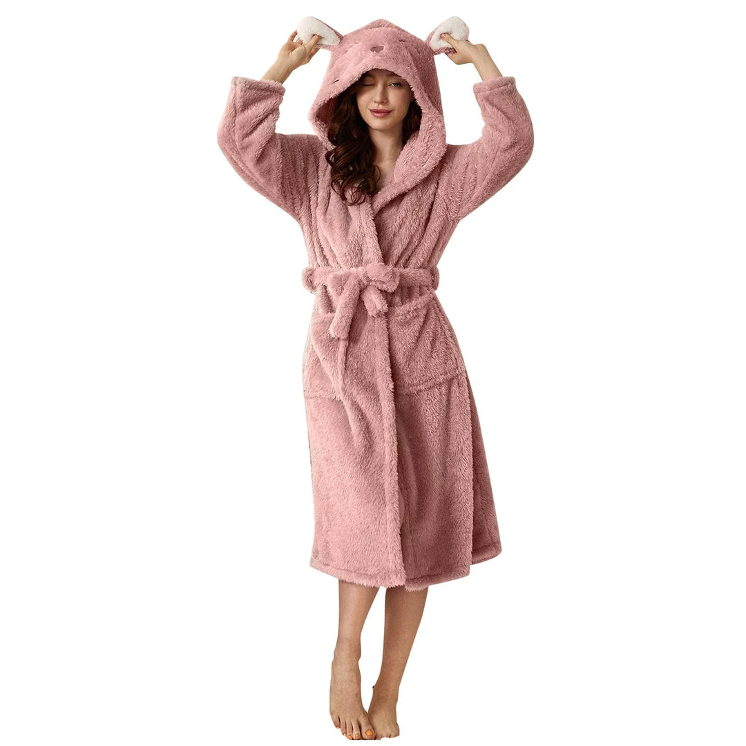 Dames badjas met capuchon Karina, comfortabel en pluizig, ideaal voor gezellige dagen.