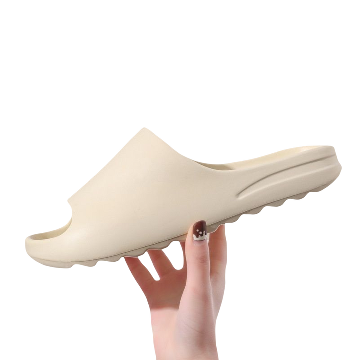 Ademende dames comfort slides, ideaal voor strand, zwembad of thuis, met een ondersteunend en zacht gevoel.