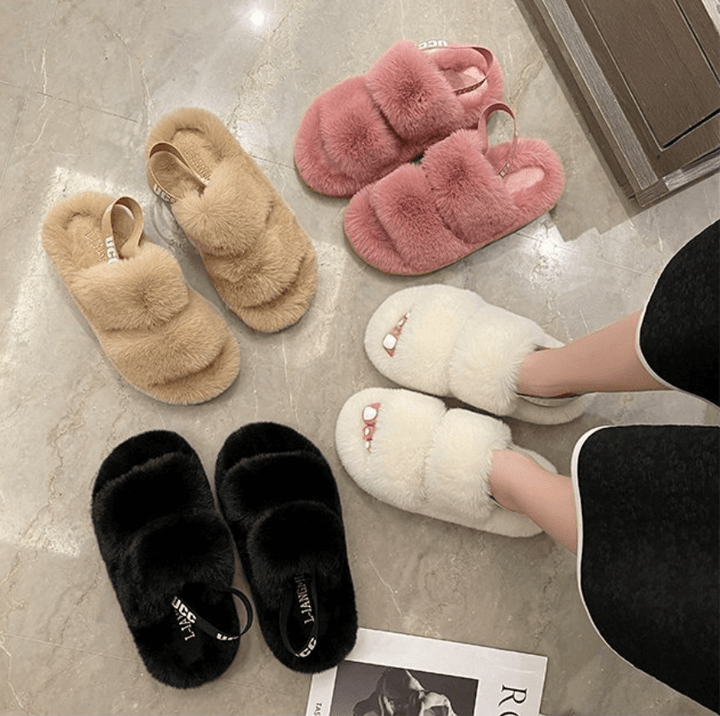 Dames zachte pluizige slippers van warm textiel, ideaal voor loopcomfort en gezelligheid binnenshuis.