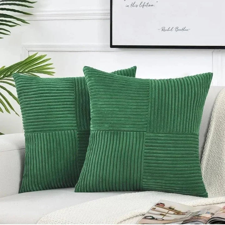 Stijlvolle corduroy sierkussenhoes, zacht en duurzaam, voor een comfortabele bankdecoratie.