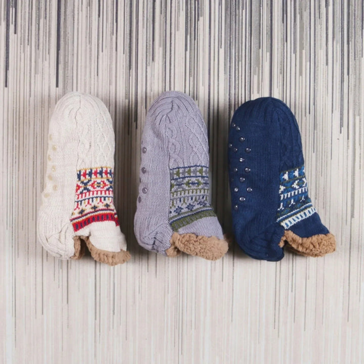 Unisex huissokken met antislipzool, onmisbaar voor warme voeten en veiligheid tijdens de herfst en winter.