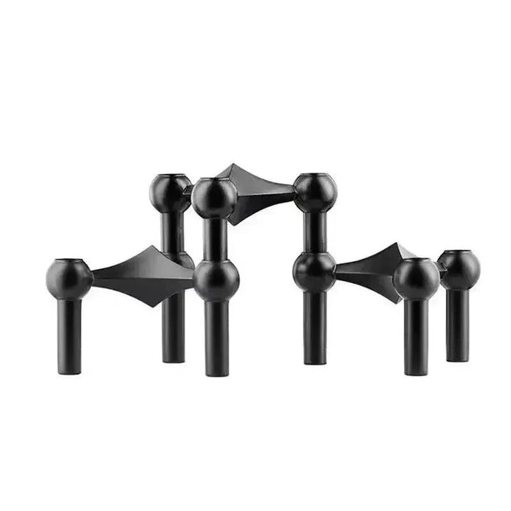 "Zilveren Nordic moleculaire kaarsenhouder, modern design met elegante metalen structuur voor stijlvolle interieurdecoratie."