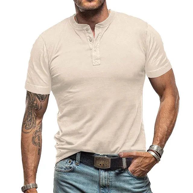 Stijlvol heren henley shirt met relaxed fit, perfect voor casual lentemode.
