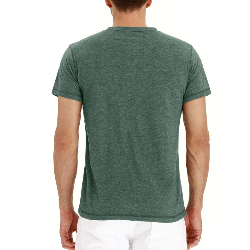 Ademend heren zomer t-shirt met knopen, comfortabele pasvorm voor dagelijkse stijl.