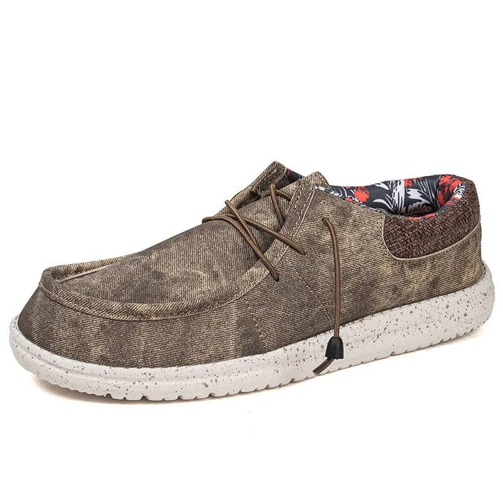 Khaki heren instappers, luchtige zomerschoenen voor mannen. Casual loafers voor ultiem comfort en zomerstijl.