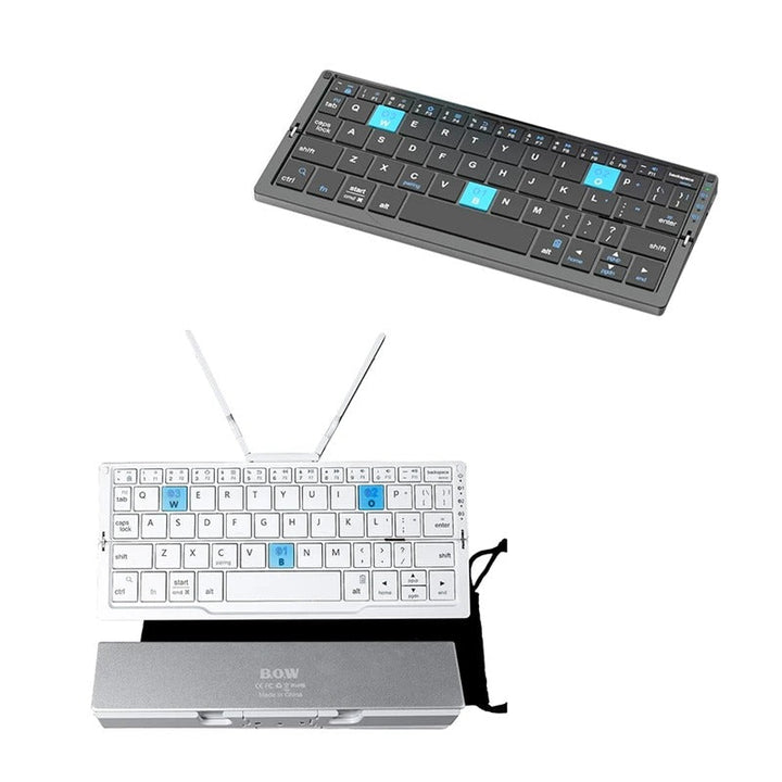 Compact opgevouwen draadloos toetsenbord, zwart. Portable Bluetooth accessoire voor maximale efficiëntie.