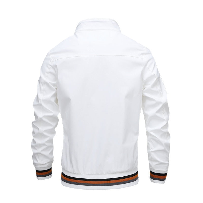 Wit heren bomberjack met opstaande kraag, perfect voor een frisse, veelzijdige look.