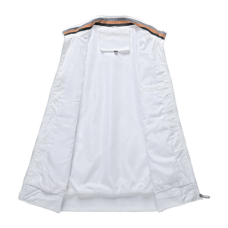Marineblauw heren bomberjack; comfortabel, modern en ideaal voor diverse casual gelegenheden.