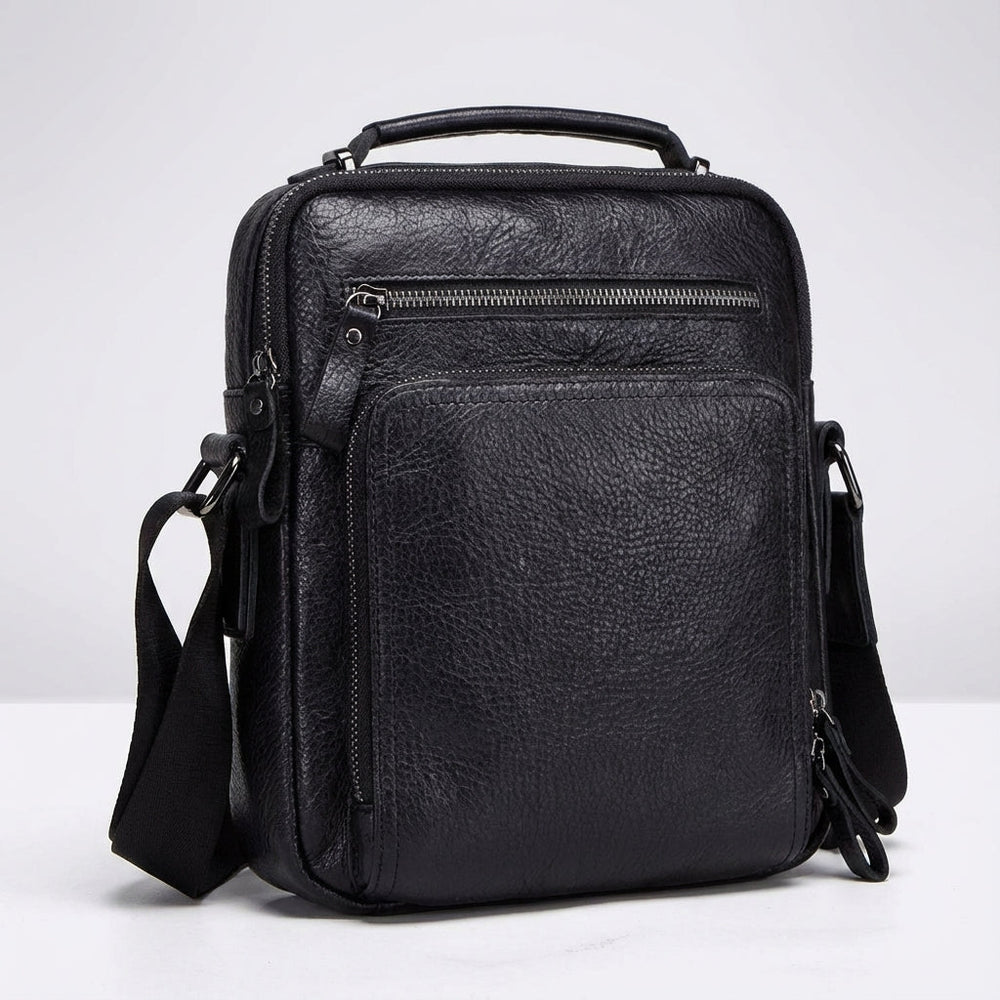 Compacte zwarte leren schoudertas EnduraBag voor heren, ideaal voor organisatie van essentials.