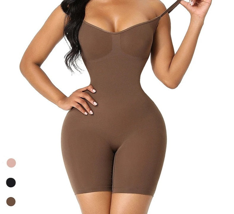 Zwarte corrigerende dames bodysuit voor een slanke taille, buikcorrectie en liftend effect. Comfortabele shapewear.