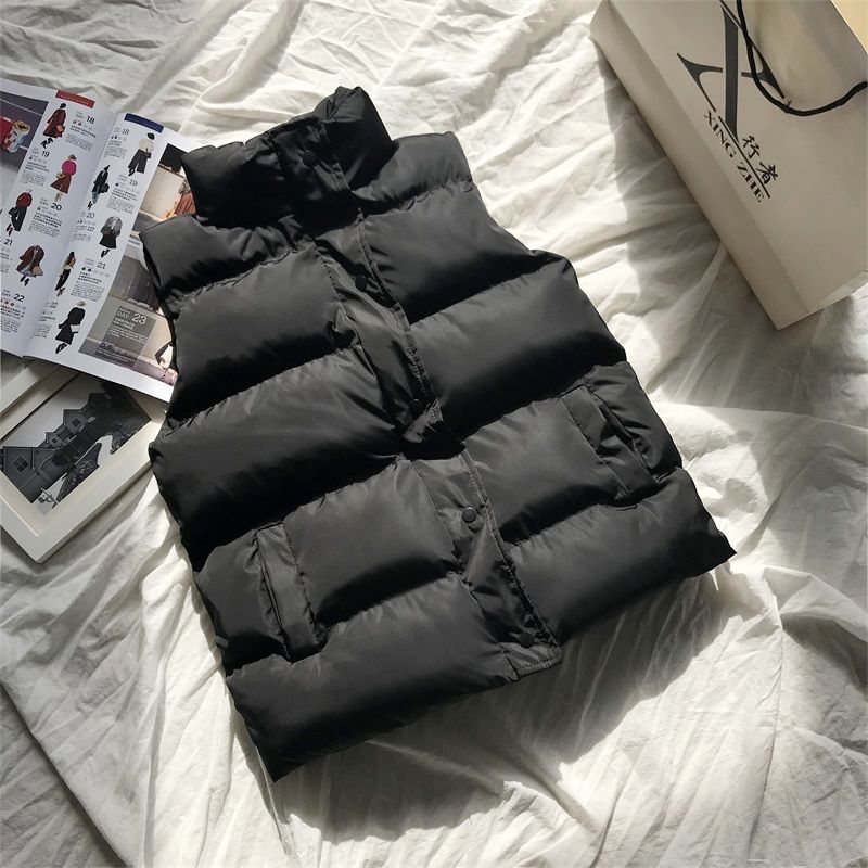 Dames bodywarmer Bo in zwart, warm en waterdicht. Veelzijdig mouwloos vest voor buitenkleding.