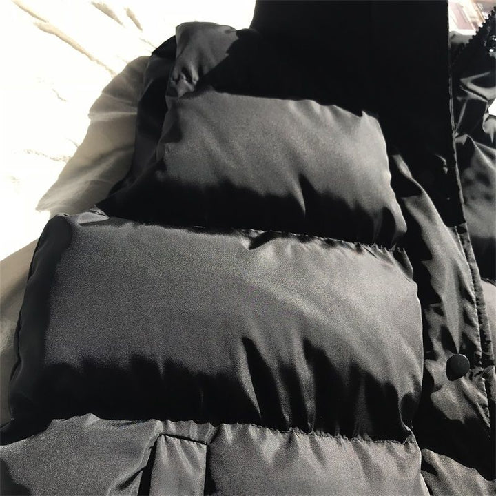 Comfortabele zwarte dames bodywarmer, geschikt als vest of jas. Mouwloos, warm en trendy voor elk seizoen.