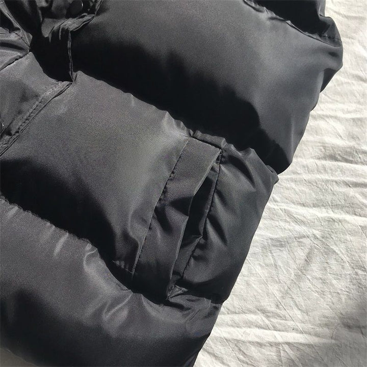 Zwarte mouwloze bodywarmer Bo voor dames, stijlvol en praktisch. Perfecte lente- of herfstjas.