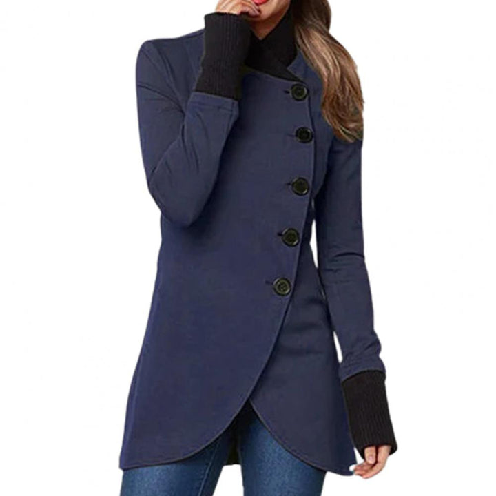 Comfortabele DiedesJacket dames buitenjas met capuchon, biedt warmte en bescherming in de winter.