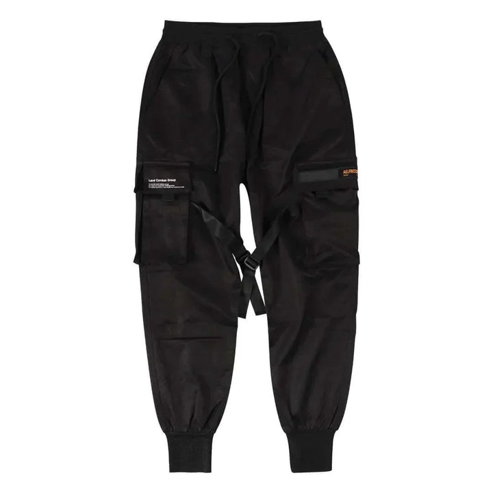 Zwarte heren hip-hop cargobroek 'Dante' met meerdere zakken voor urban streetwear look en comfort.