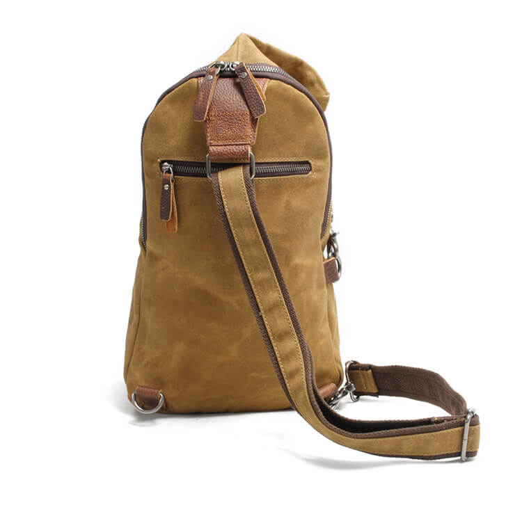 Duurzame waterdichte heren canvas tas, met antidiefstalvak. Ideaal als praktische slingtas voor elke dag.