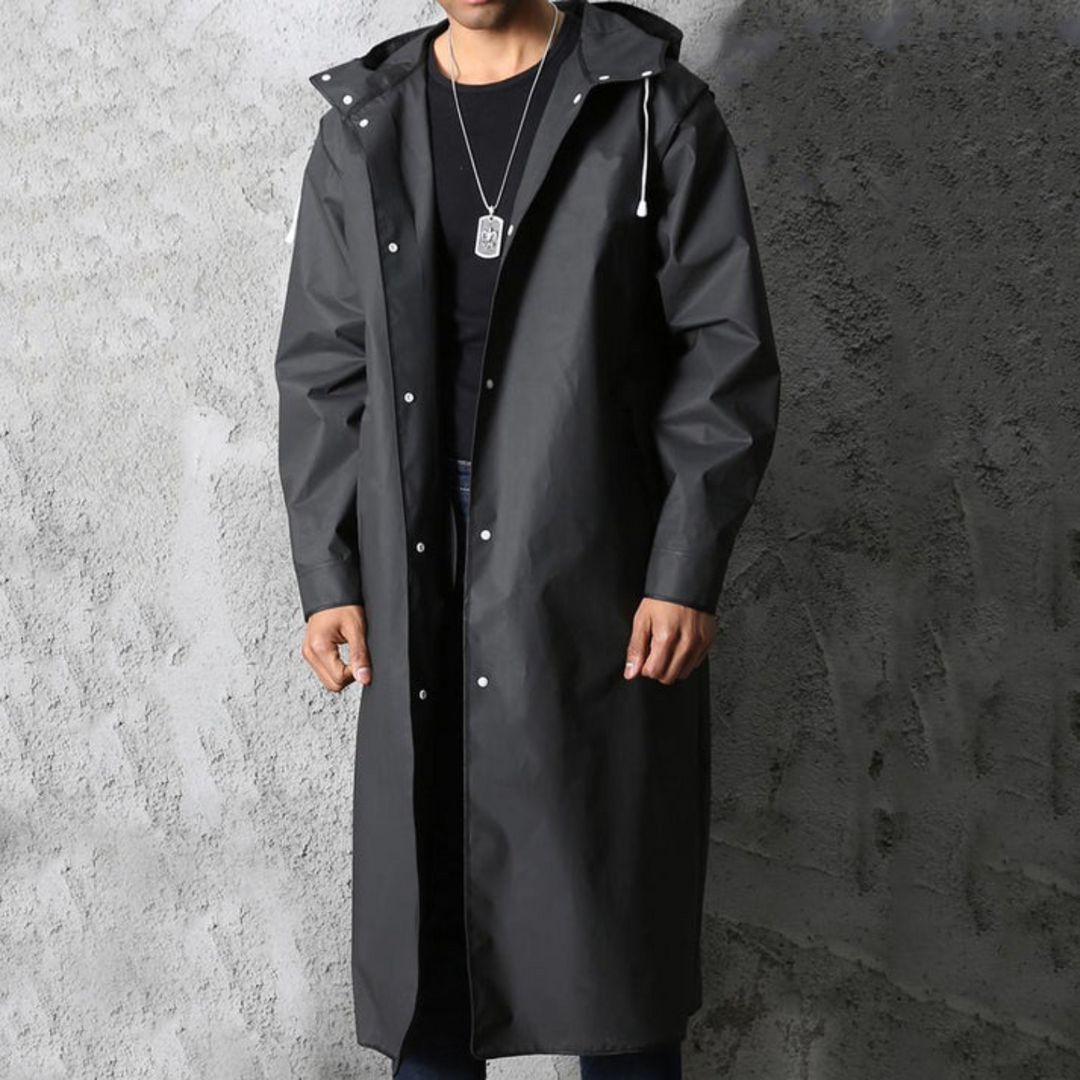 Heren waterdichte regenjas lang met capuchon. Perfecte kleding voor buitenactiviteiten en maximale bescherming.