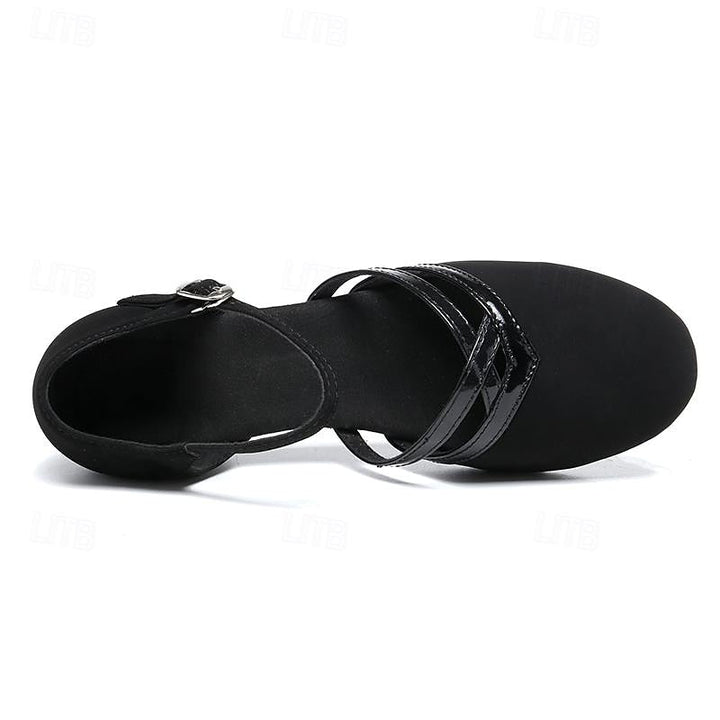 Stijlvolle zwarte moderne dansschoenen voor dames, elegant design met flexibele zool voor prestaties.