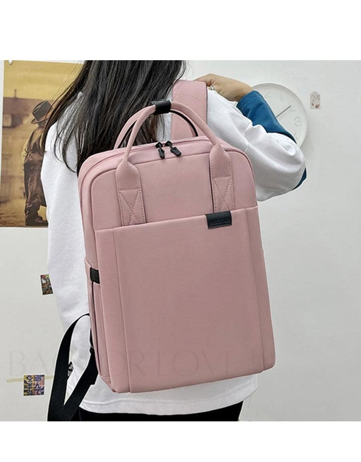 Compacte, schokbestendige Nexor laptoprugzak voor werk, school en stedentrips.