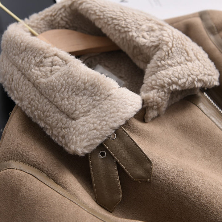 Detailopname van de stof van de HeleensJacket damesjas, met nadruk op kwaliteit en afwerking.