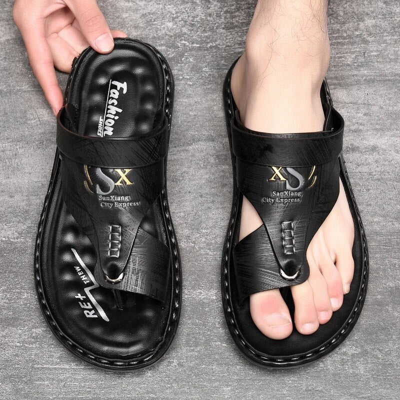 Orthopedische Lars heren sandalen, zijaanzicht, met ergonomische zool voor comfortabel wandelen en hielspoor.