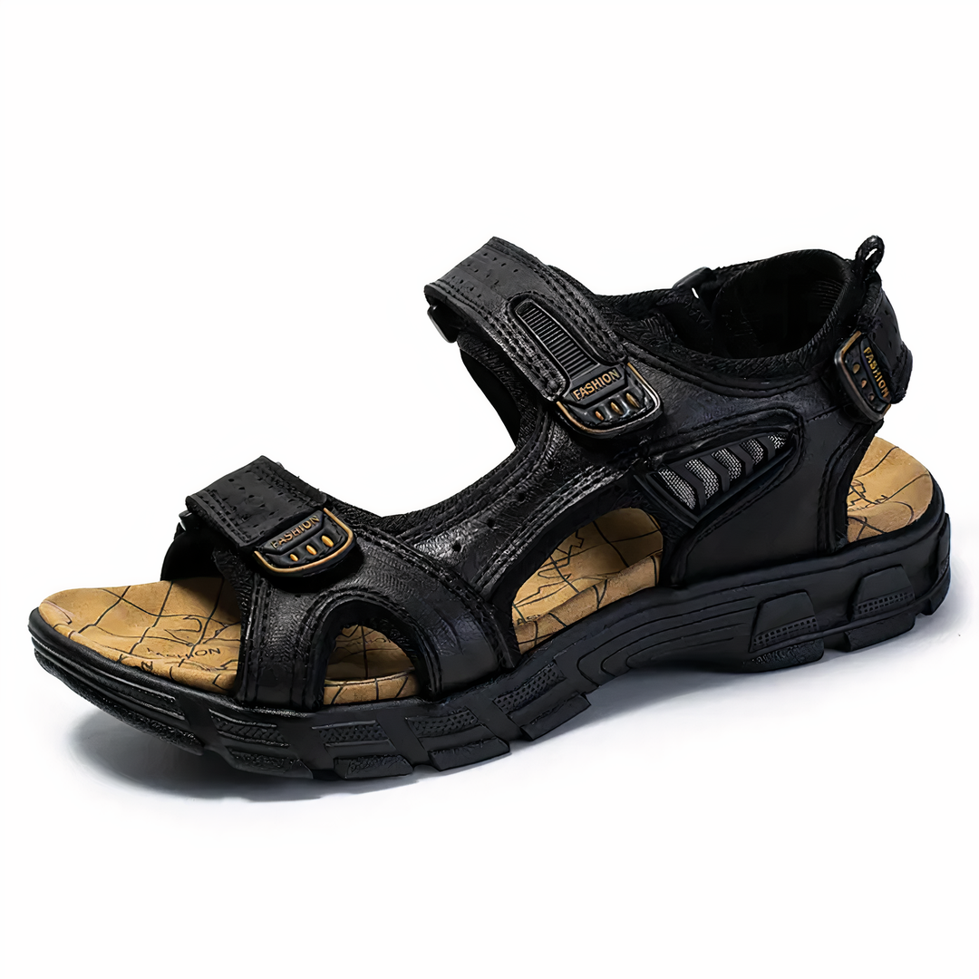 Zwarte orthopedische herensandalen Jules met voetondersteuning, ideaal voor dagelijks comfort en zomerse wandelingen.