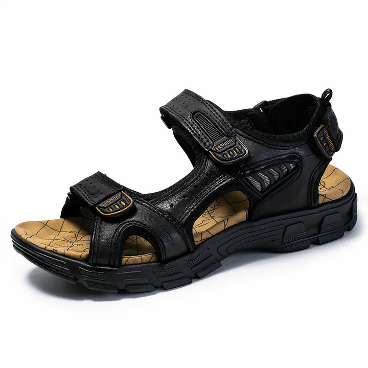 Zwarte orthopedische herensandalen Jules met voetondersteuning, ideaal voor dagelijks comfort en zomerse wandelingen.