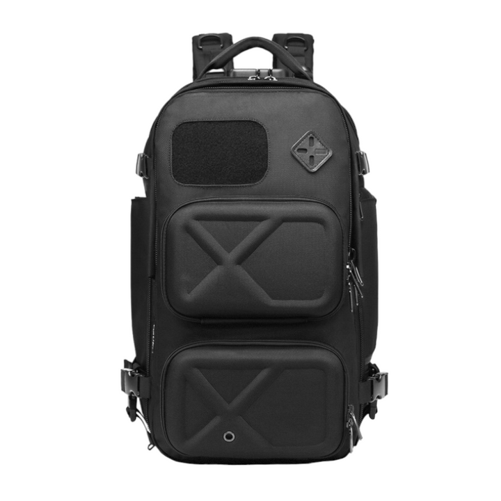 Reisrugzak heren, stevig en waterdicht, met laptopvak voor zakelijke reizen.