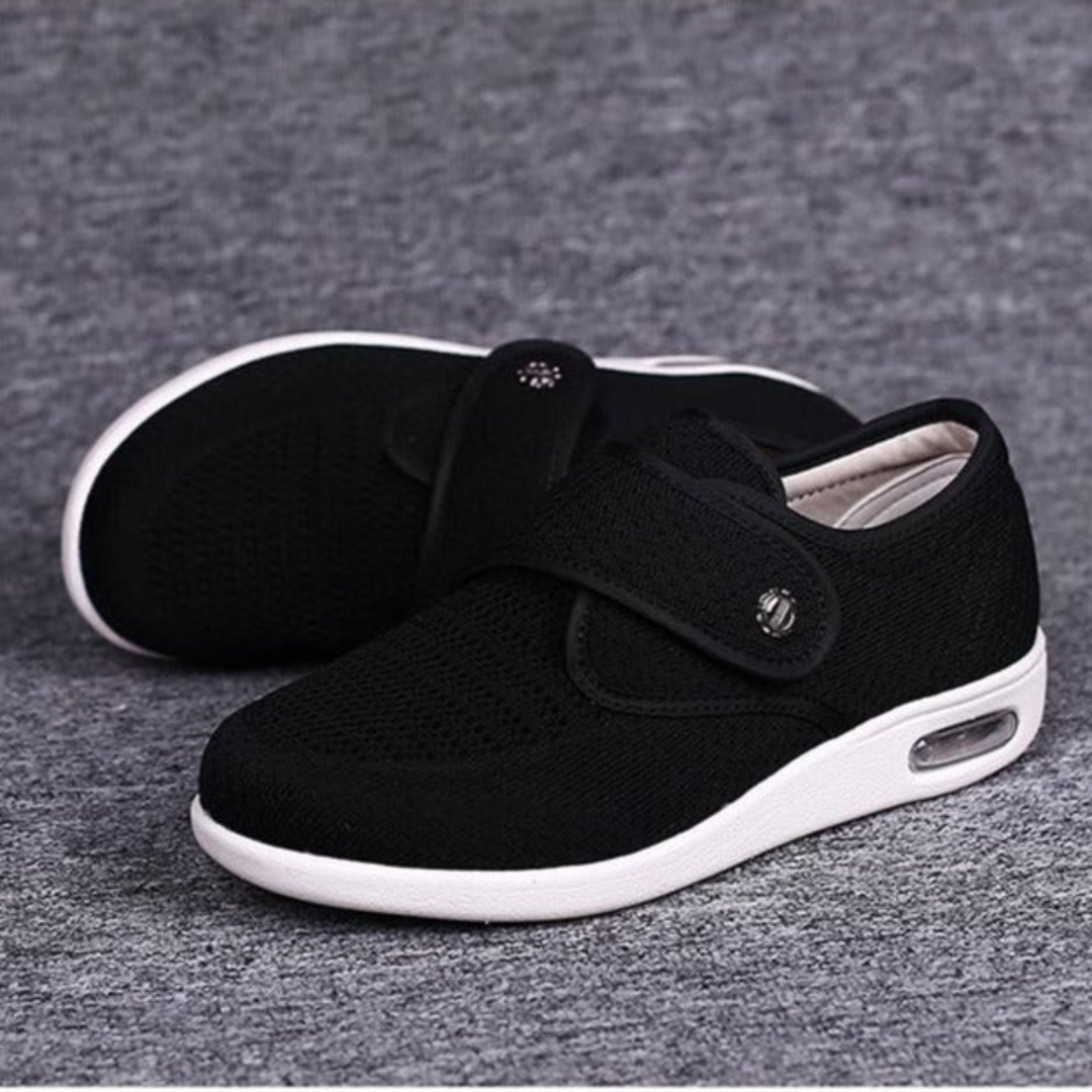 Lichtbruine Anika brede comfortschoenen, speciaal ontworpen voor gevoelige voeten en diabetici.