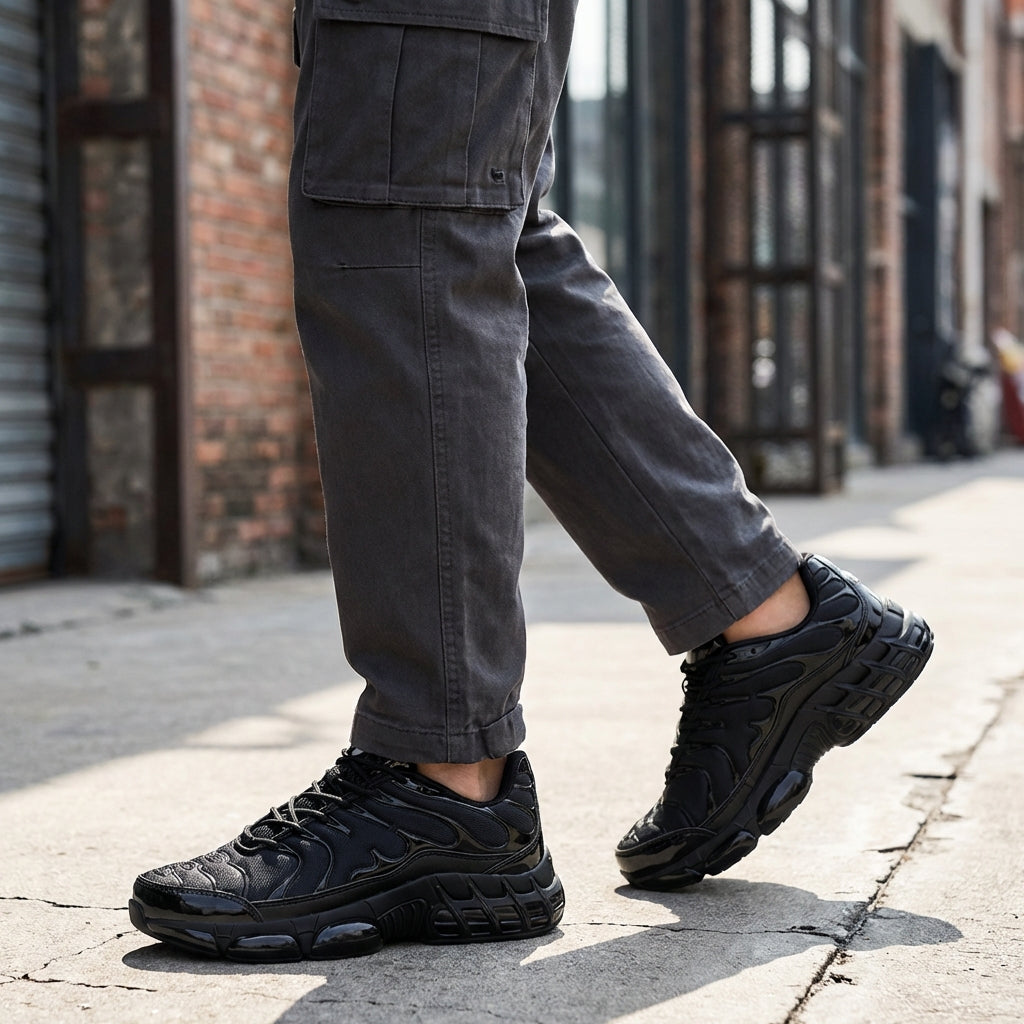 Antislip werkschoenen met stalen neus, lichtgewicht en ademend. Bieden optimale bescherming voor mannen & vrouwen in zware beroepen.