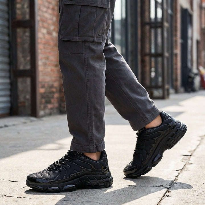 Antislip werkschoenen met stalen neus, lichtgewicht en ademend. Bieden optimale bescherming voor mannen & vrouwen in zware beroepen.